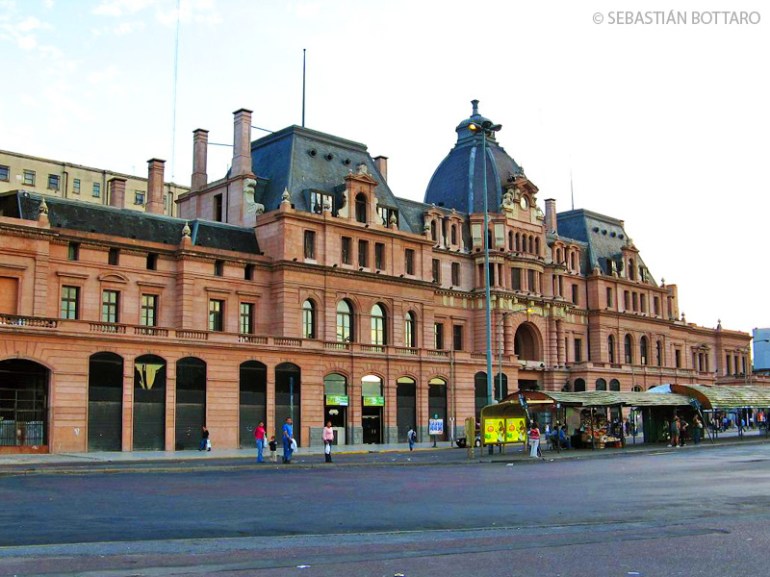 Estación Constitución